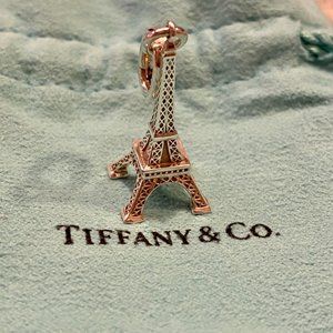 T&Co. Eiffel Tower Charm & Clasping Link